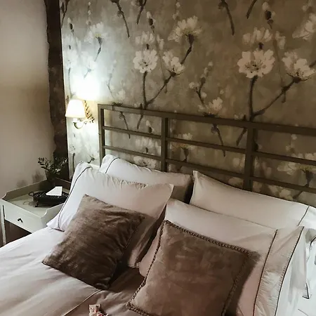 Eco Nos Hotel 3*